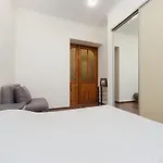 Zhukovskogo 17 Appartement *
