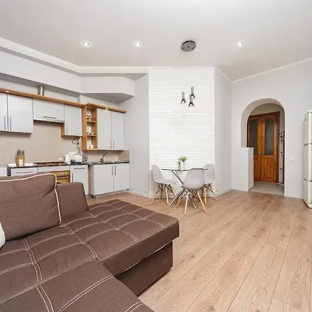 Apartment Zhukovskogo 17
